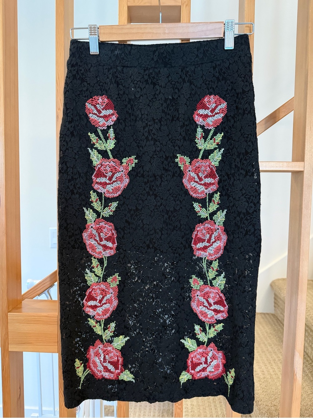 Azalea Black Lace Pencil Skirt with Red Rose Embroidery - S